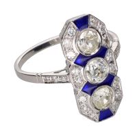 Sortija en oro blanco con esmalte y diamantes. Talla 16.