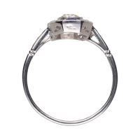 Sortija en oro blanco con esmalte y diamantes. Talla 16.